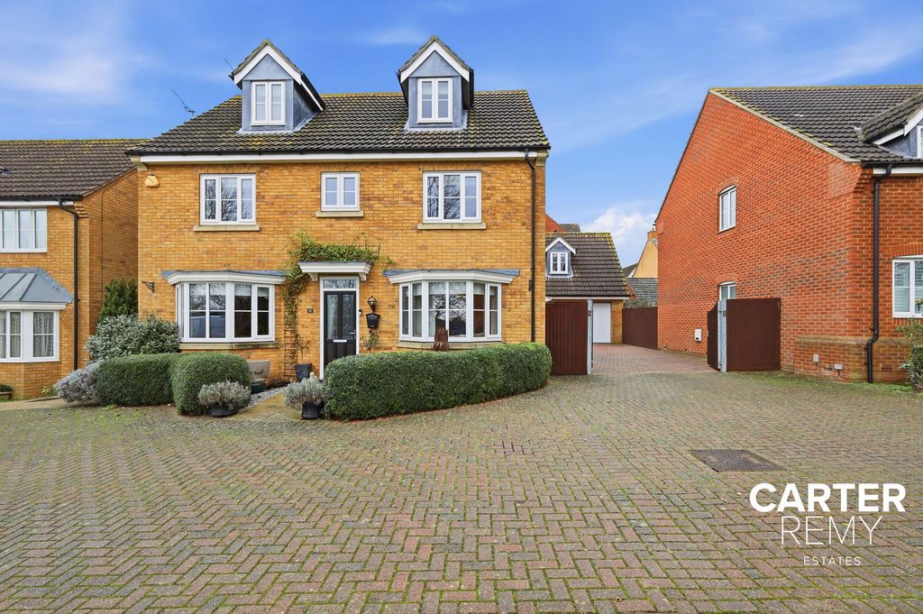 Property photo 1 of 38