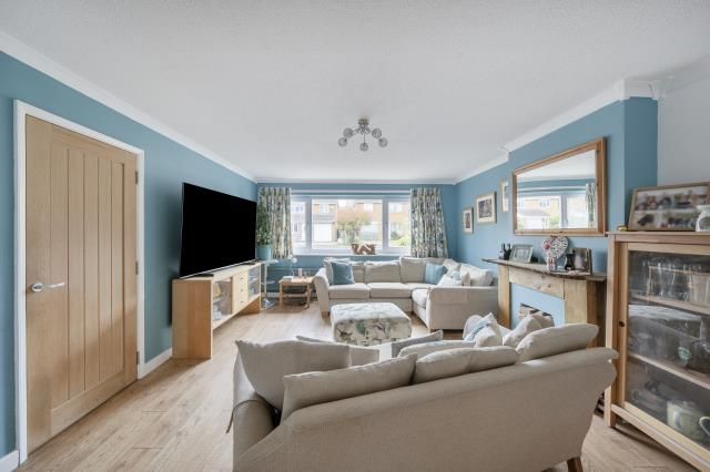 Property photo 3 of 19 Reception Room