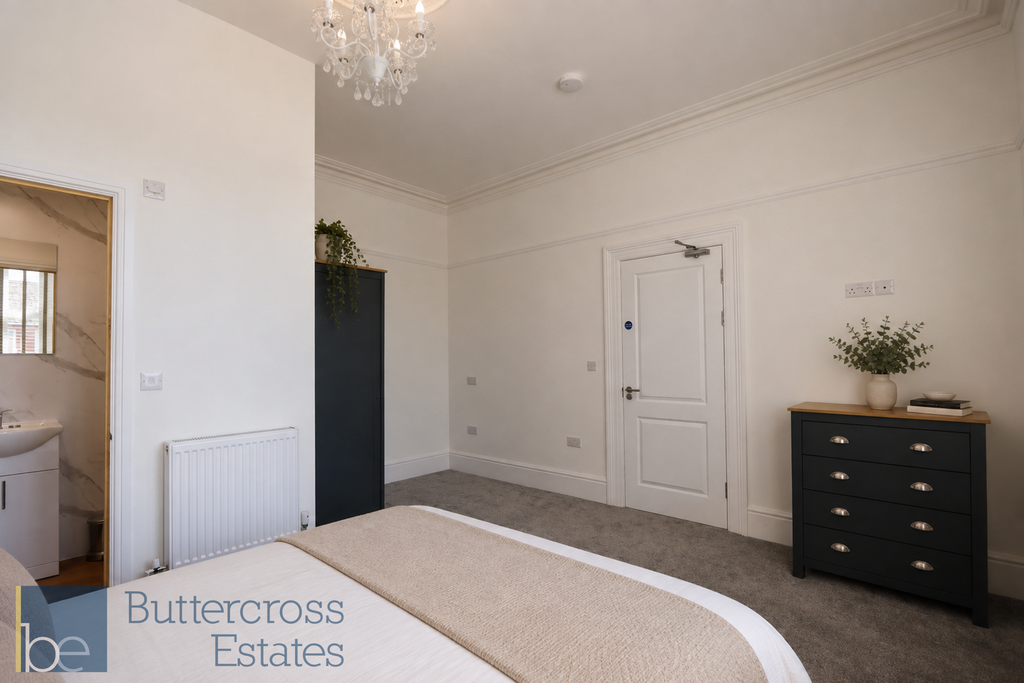 Property photo 3 of 15 Room 1