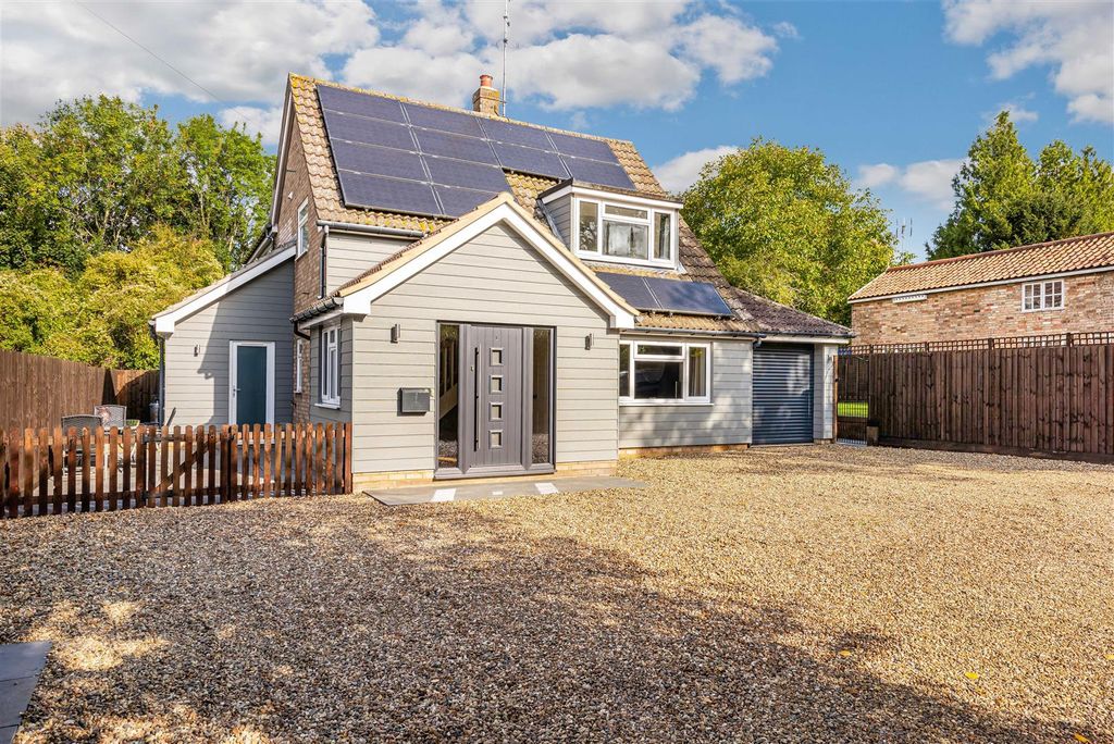 Property photo 2 of 36 1 Post Office Lane Ph03.Jpg