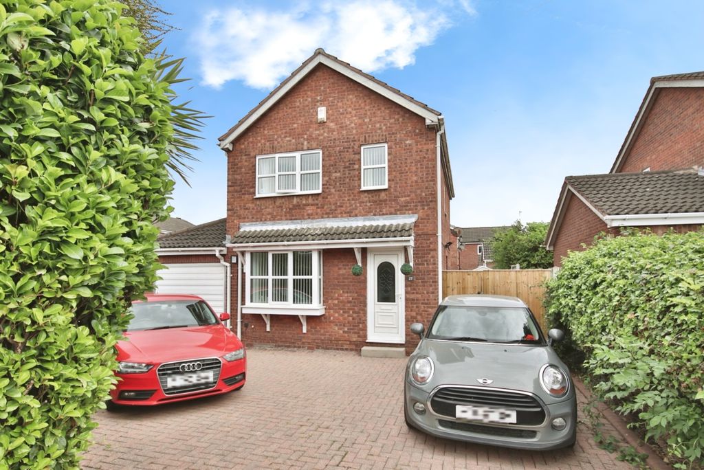 Property photo 1 of 17 4419722