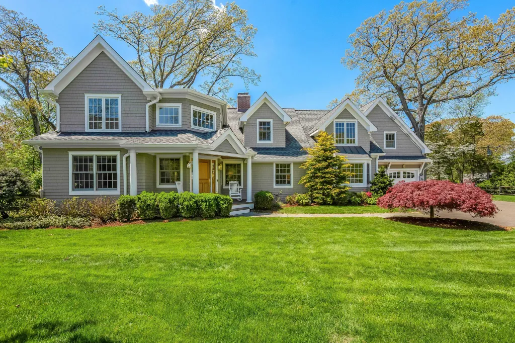 Property photo 1 of 31
