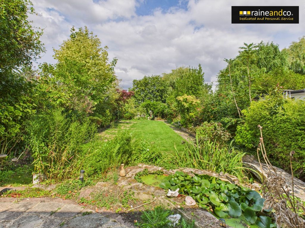 Property photo 2 of 21