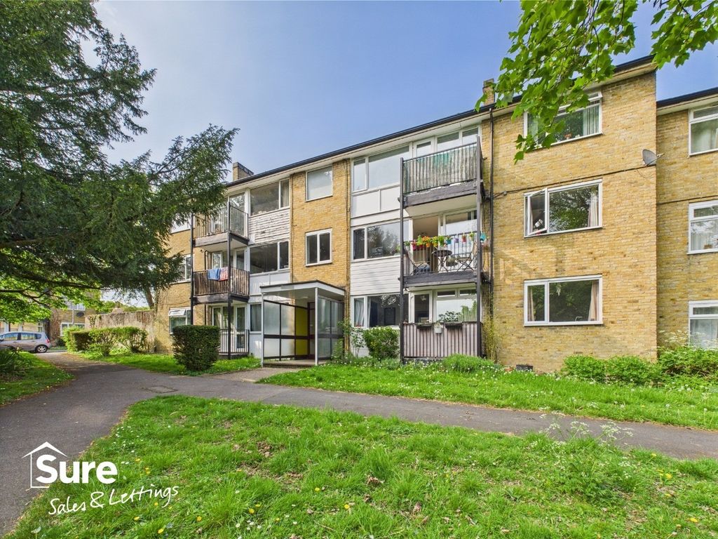 Property photo 1 of 13 1088430
