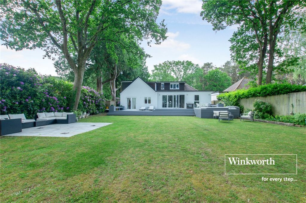 Property photo 1 of 27 Picture No. 03