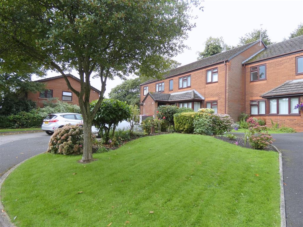 Property photo 2 of 13