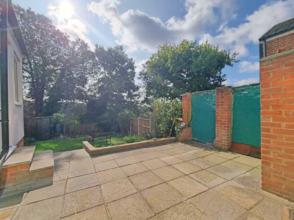 Property photo 2 of 22