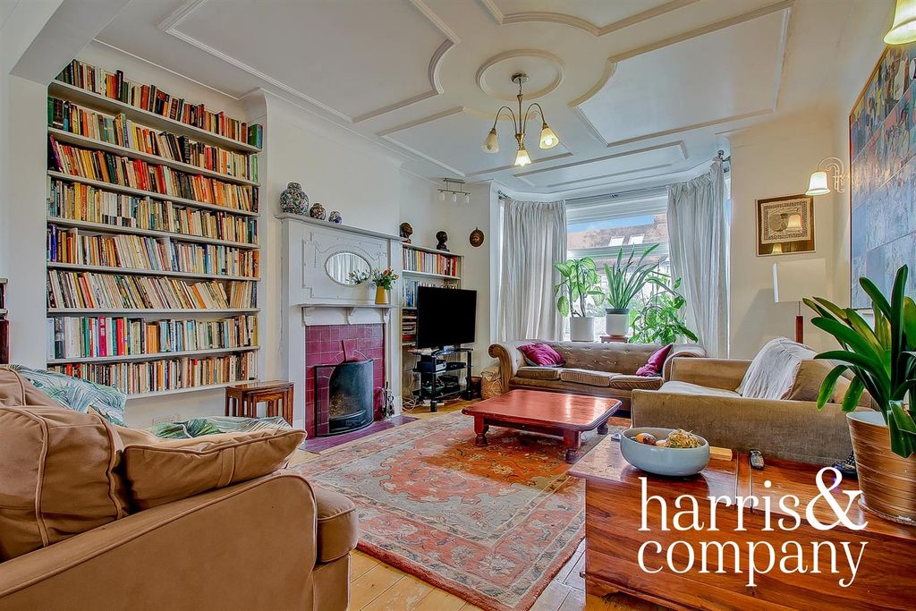 Property photo 2 of 12 Rec.Jpg