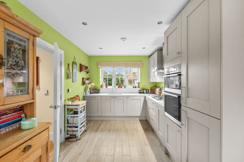 Property photo 2 of 14