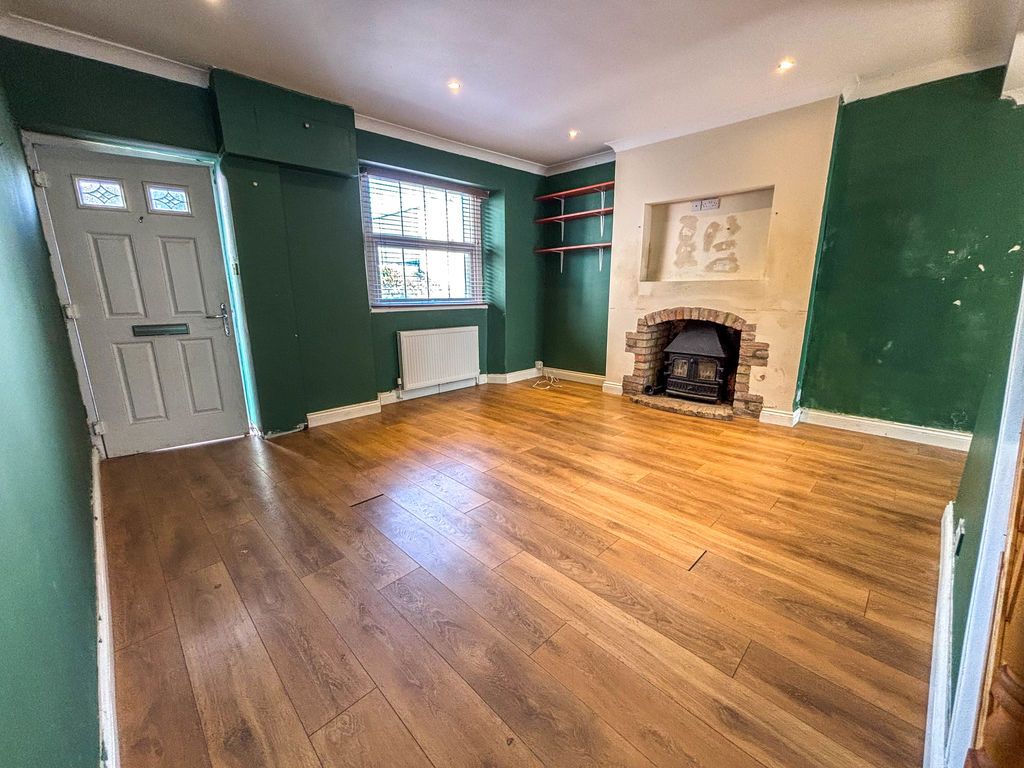 Property photo 3 of 12 Photo 3