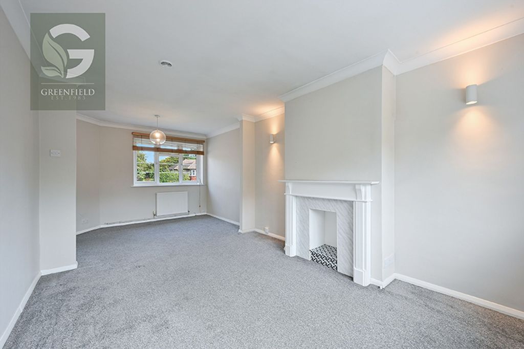 Property photo 2 of 11 St. Mary's Close, Ewell Village, Epsom, Surrey, Kt17 2BA