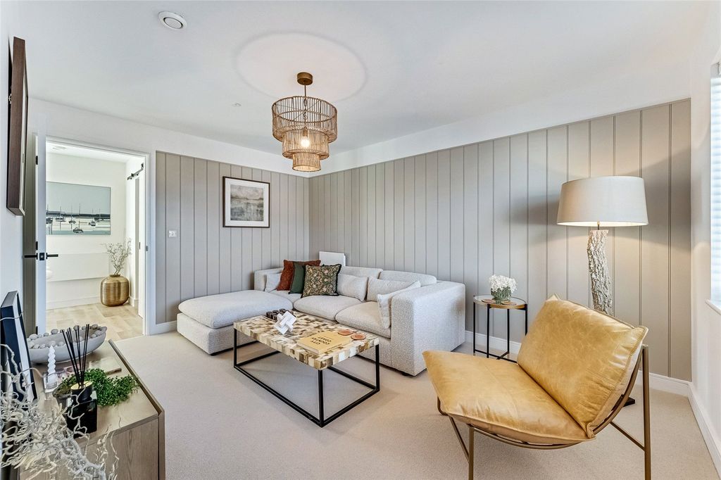 Property photo 1 of 12 Living