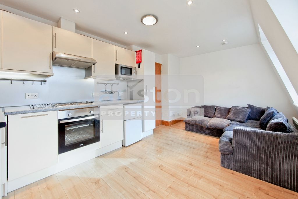 Property photo 2 of 6
