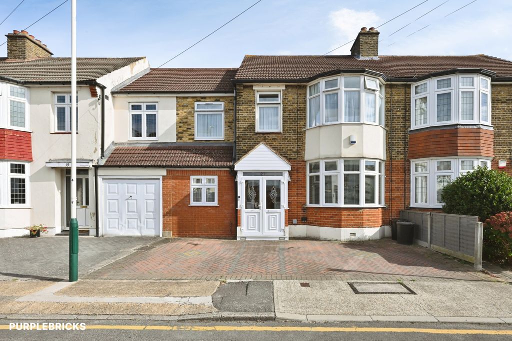 Property photo 1 of 41