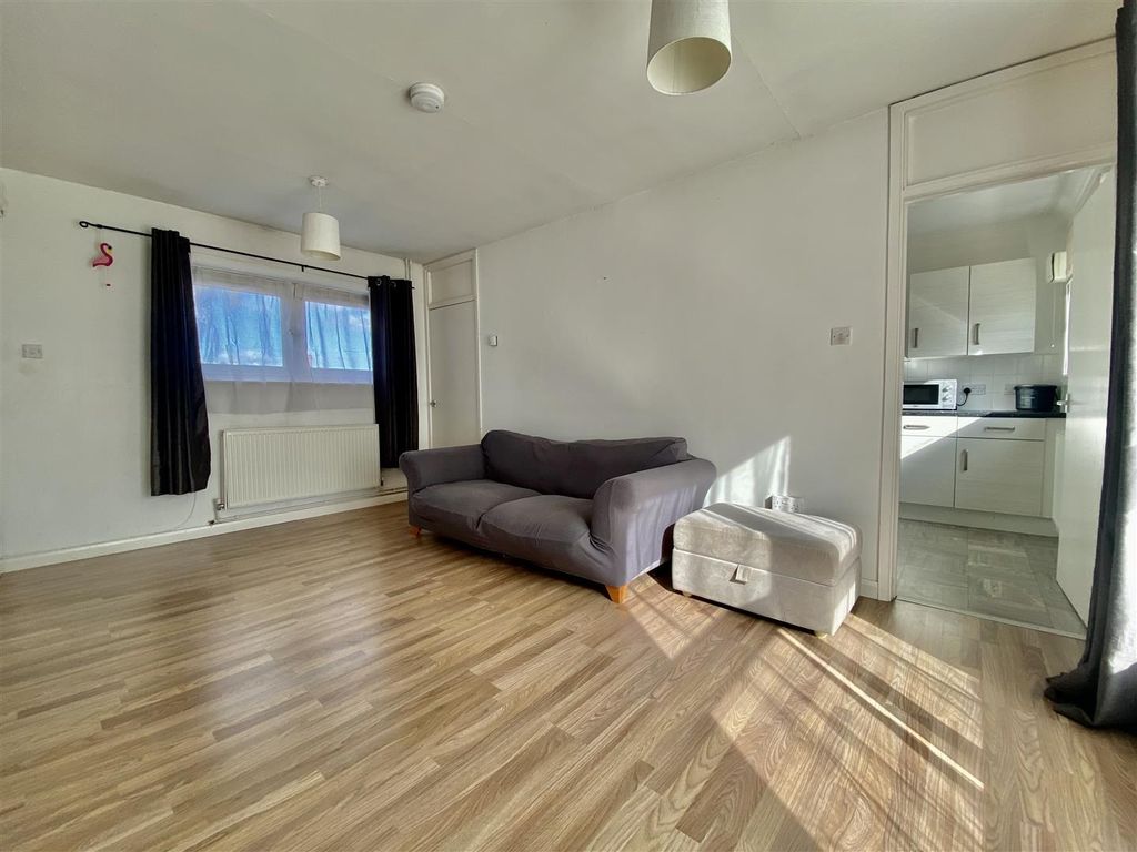 Property photo 2 of 9 Img_9941.Jpg