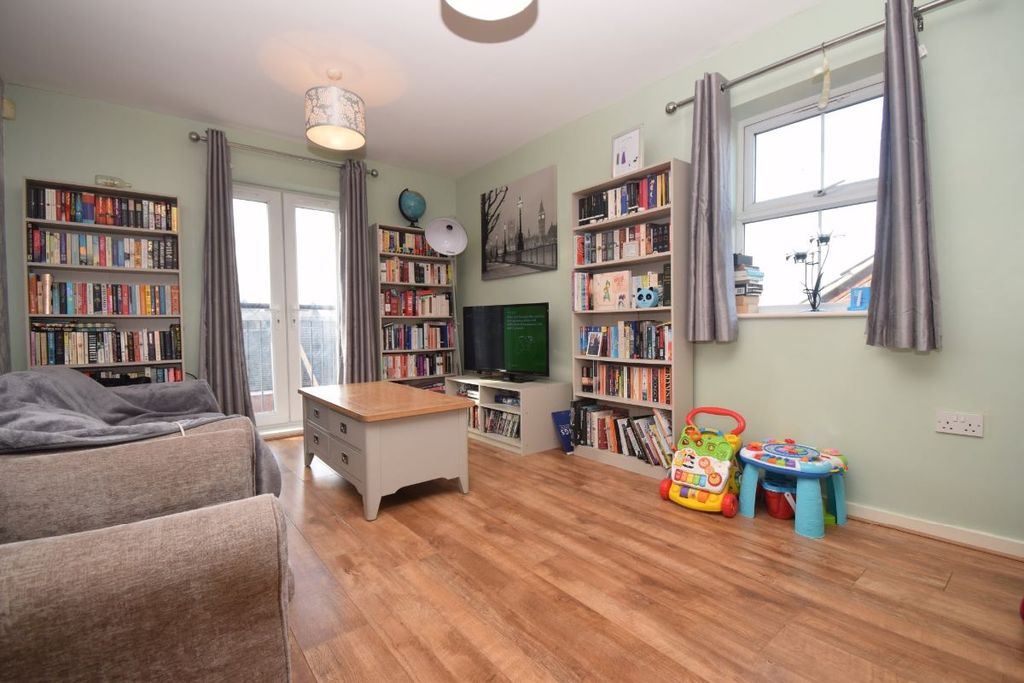 Property photo 1 of 5