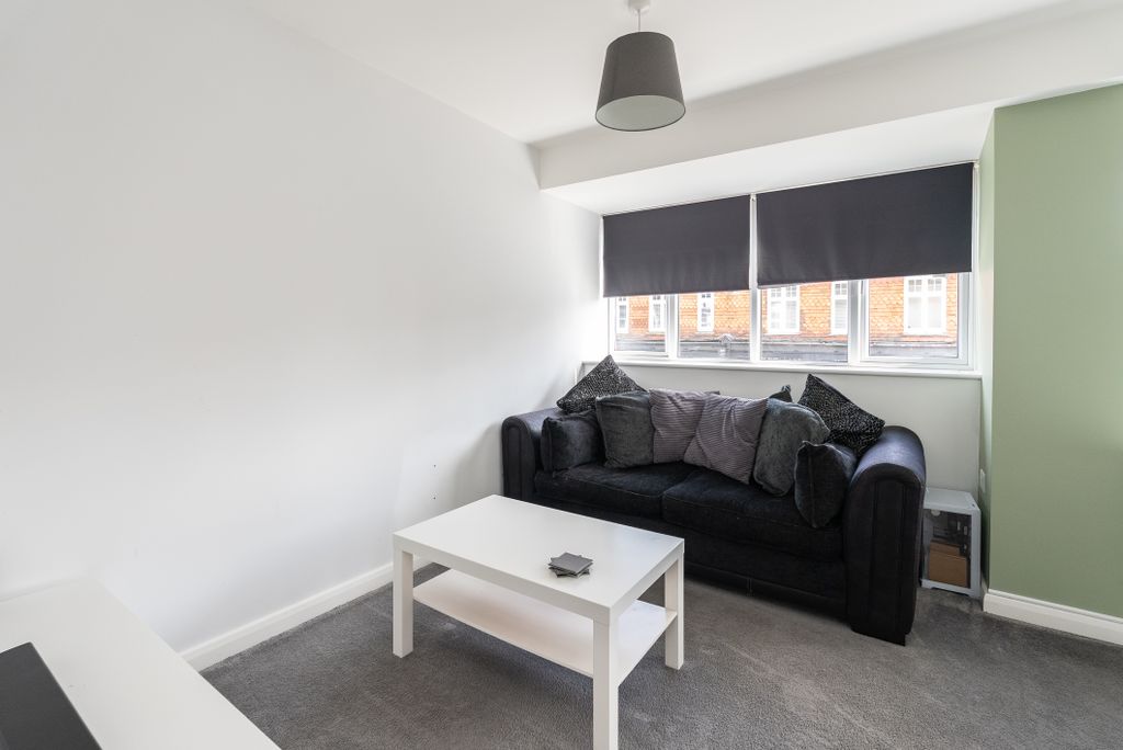 Property photo 3 of 9 Dsc01874