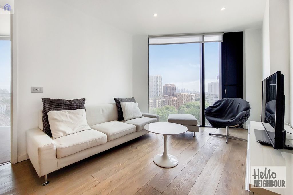 Property photo 3 of 12 Photo 2