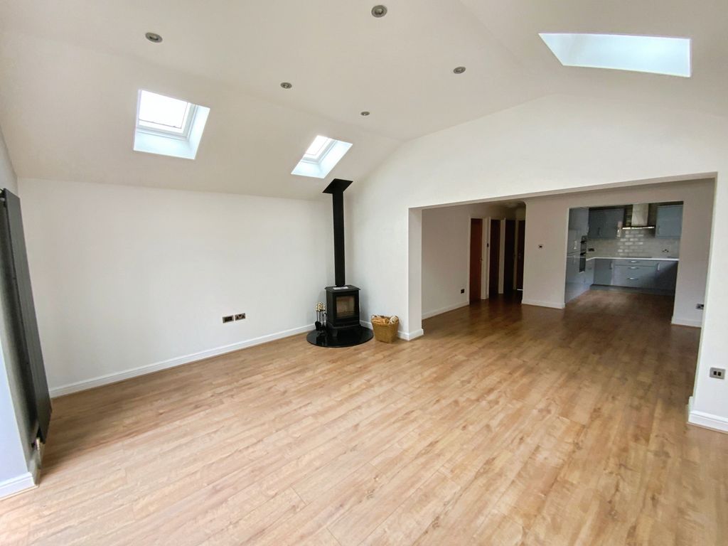 Property photo 2 of 17 Photo #2