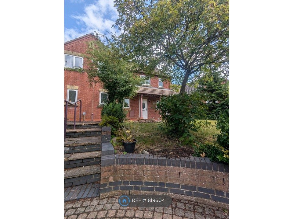 Property photo 2 of 25