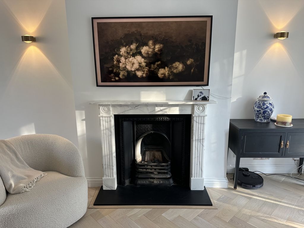 Property photo 3 of 16 Fireplace