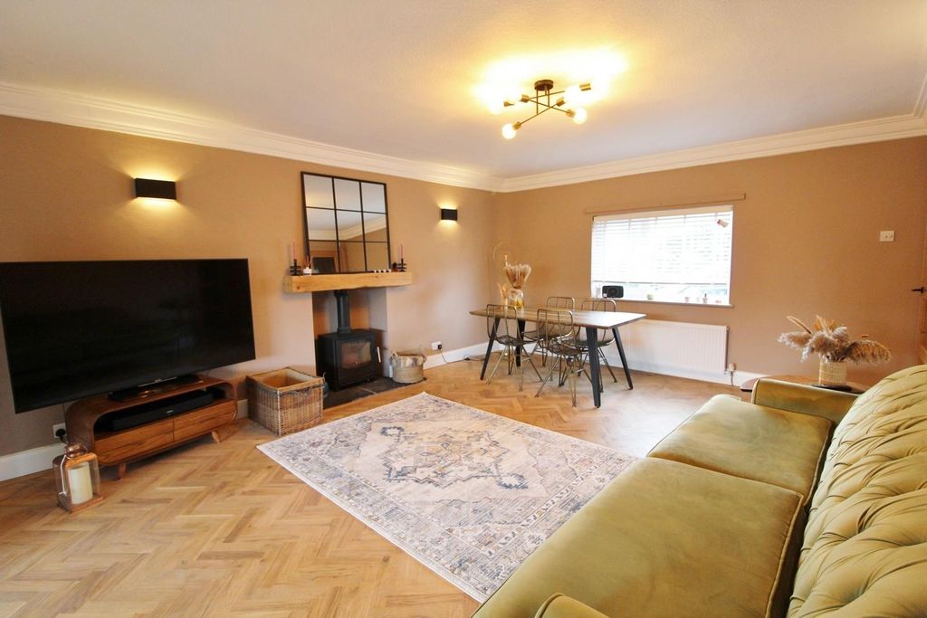 Property photo 2 of 23 Front Reception Room