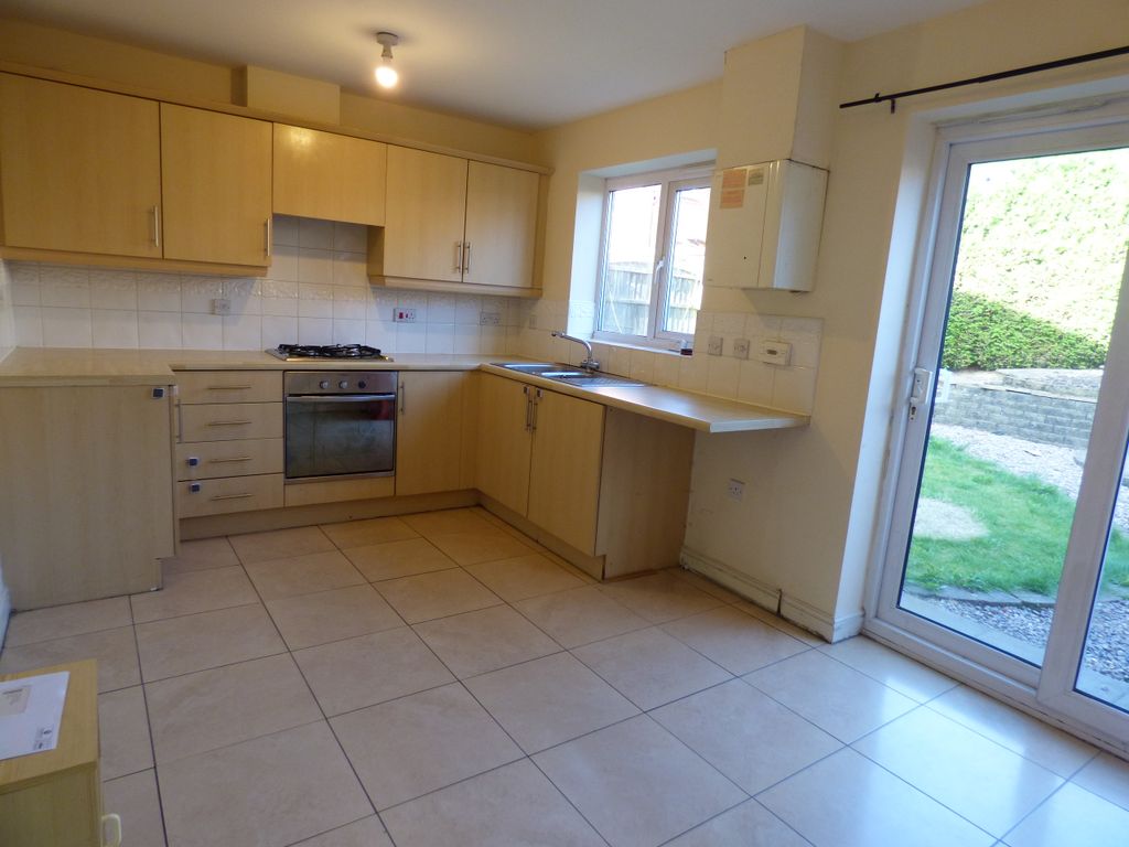 Property photo 2 of 15 Kitchen