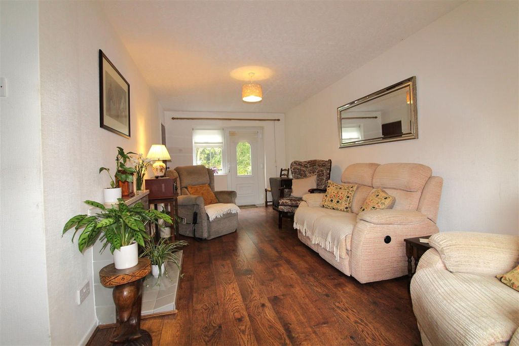 Property photo 3 of 19 Living Room 1.Jpg