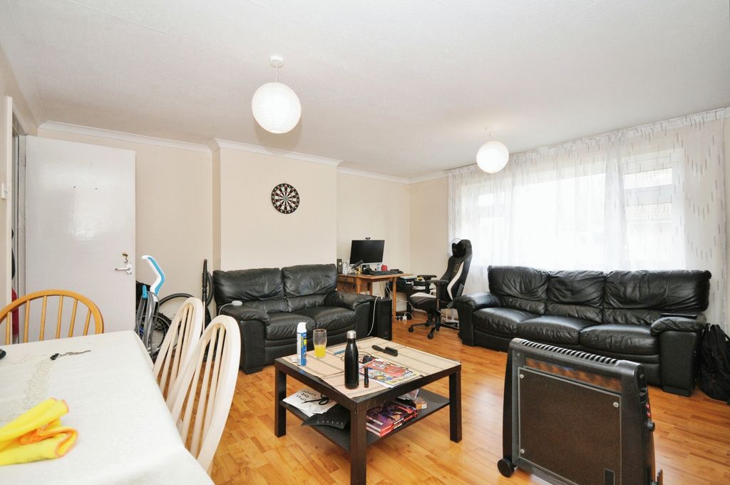 Property photo 2 of 15 Photography