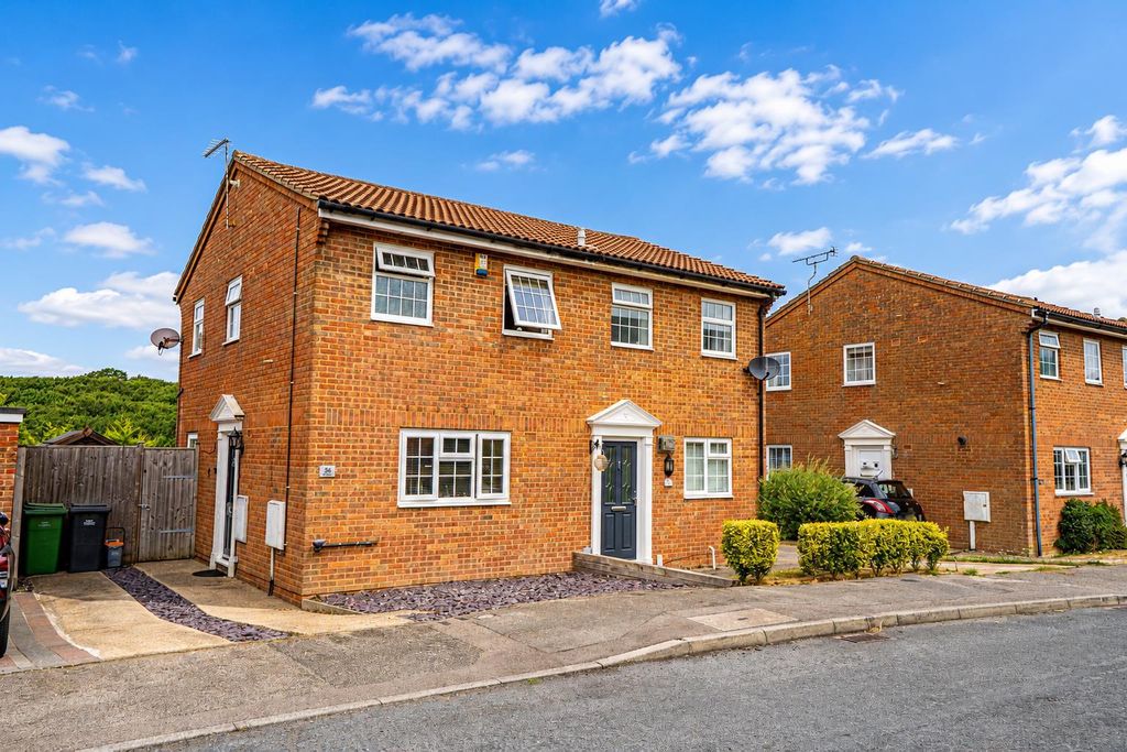 Property photo 1 of 19 7Fa8361F-cd08-46Cb-9823-1E9Fc58Bb4De.Png