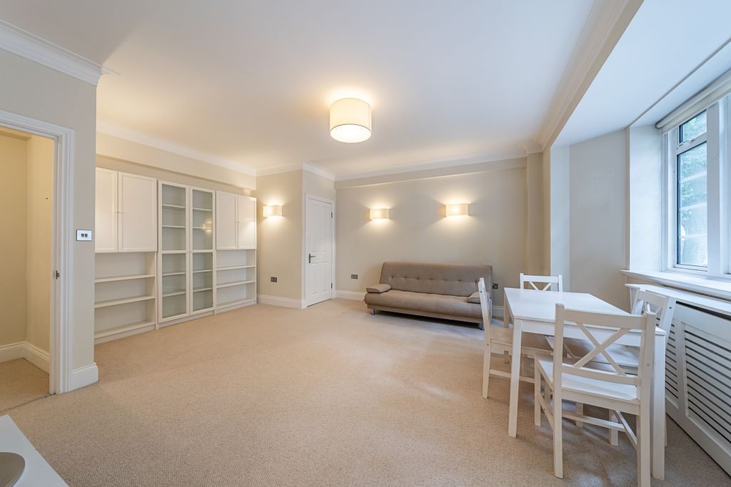 Property photo 1 of 17 Studio