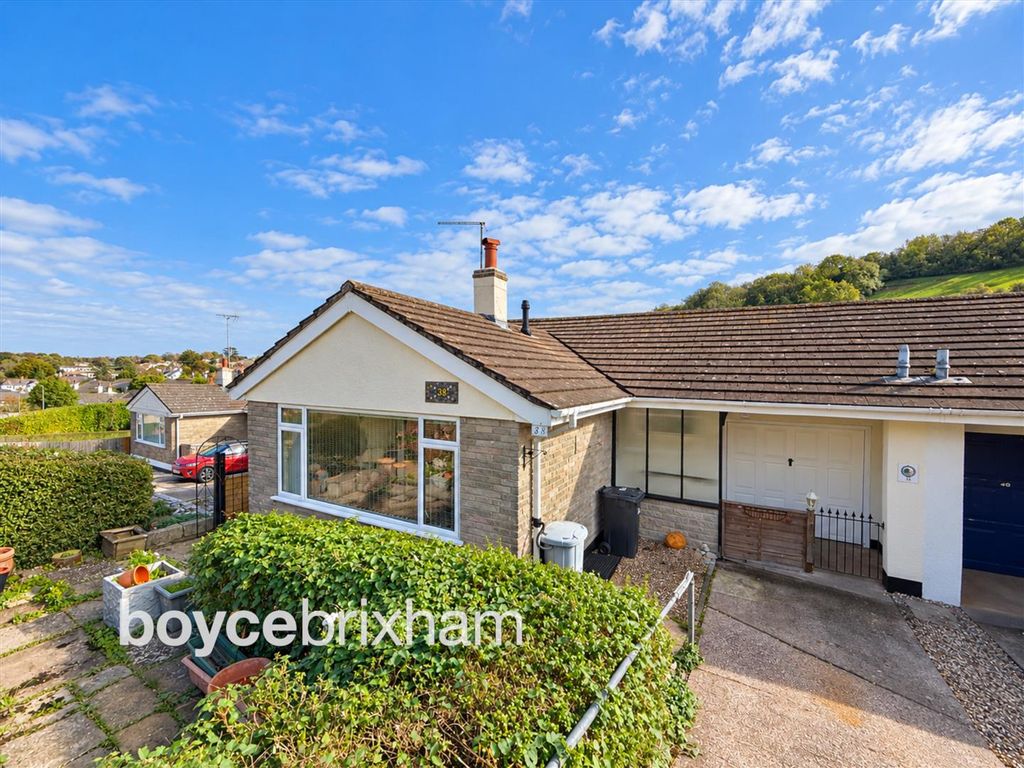 Property photo 1 of 14 Newwatermarkforonlinefront.Png