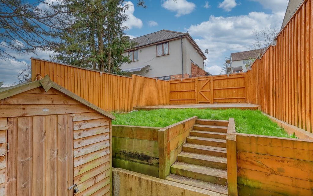 Property photo 2 of 9 Picture No. 08