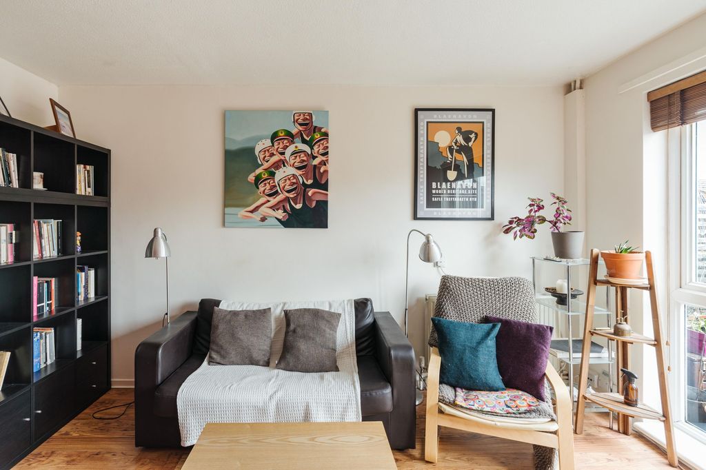 Property photo 3 of 23