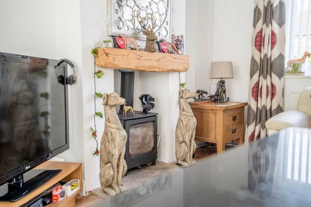 Property photo 3 of 12 Cr-6.Jpg