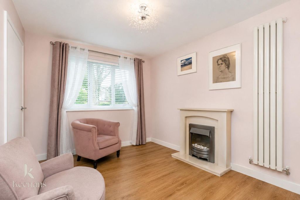 Property photo 3 of 13 28-07.Jpg