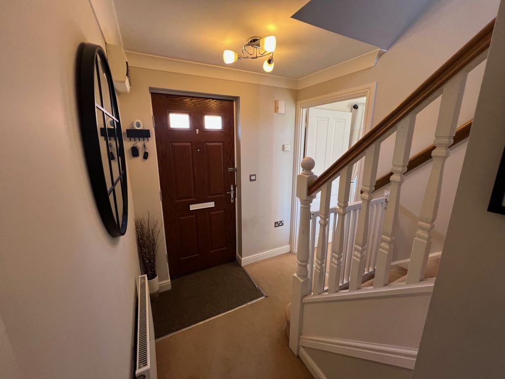 Property photo 2 of 15 Hall