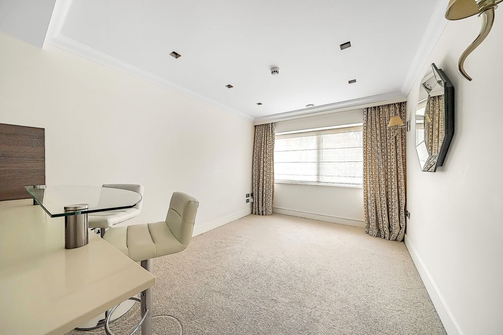 Property photo 3 of 13 Living Room