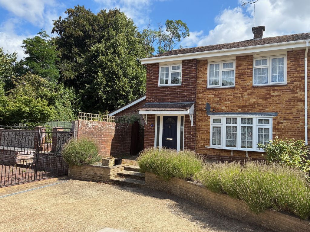 Property photo 1 of 13