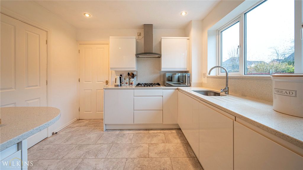 Property photo 3 of 35 Picture No. 08