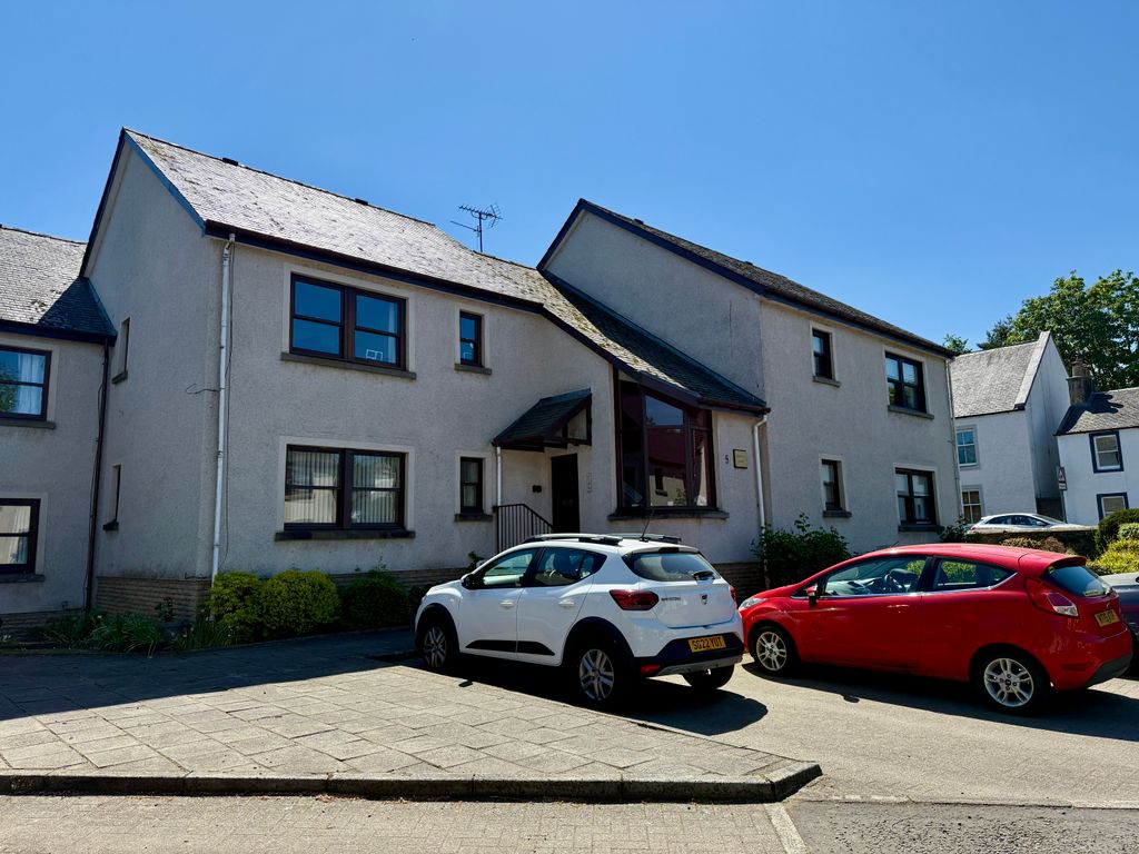 Property photo 1 of 24