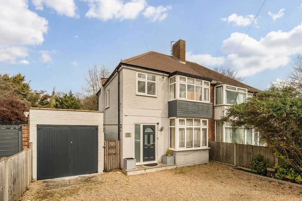 Property photo 1 of 5