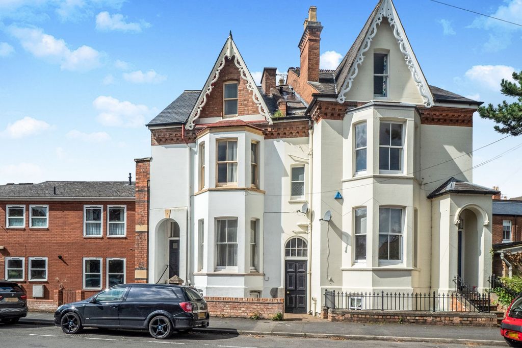Property photo 1 of 10 Union Road (Main)