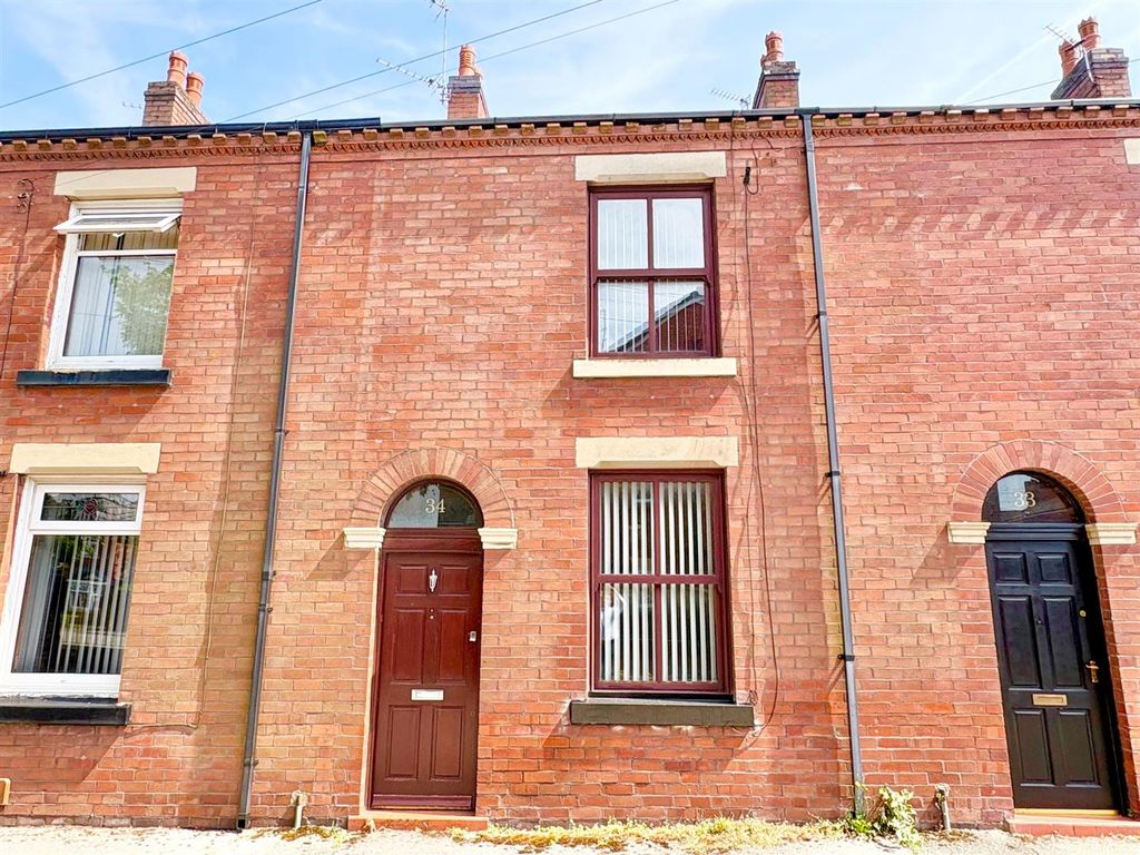 Property photo 1 of 6 Front.Jpg