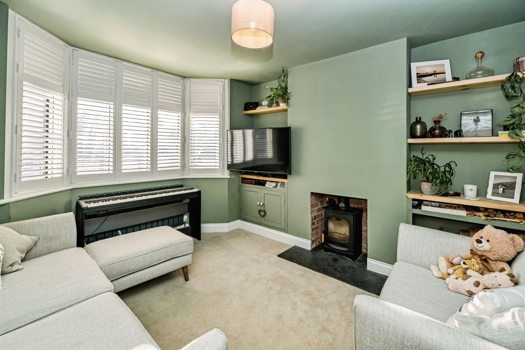 Property photo 3 of 18