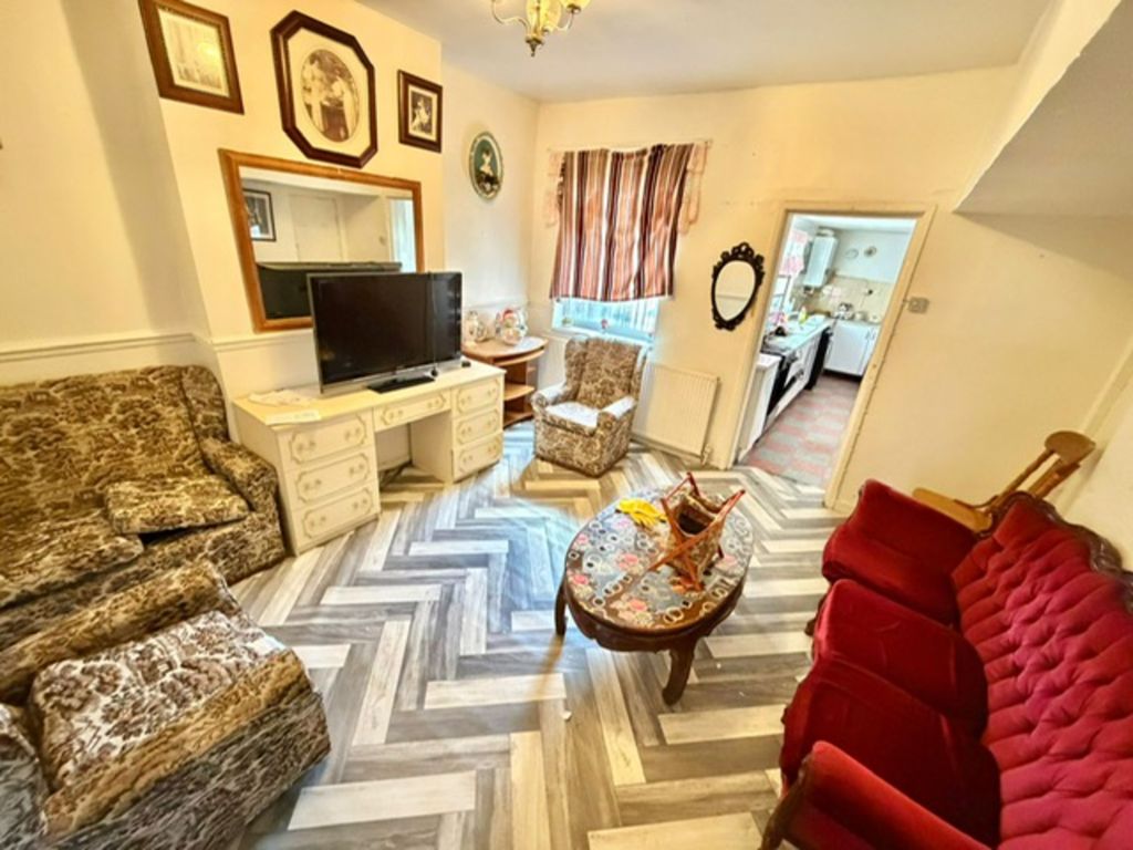 Property photo 3 of 5