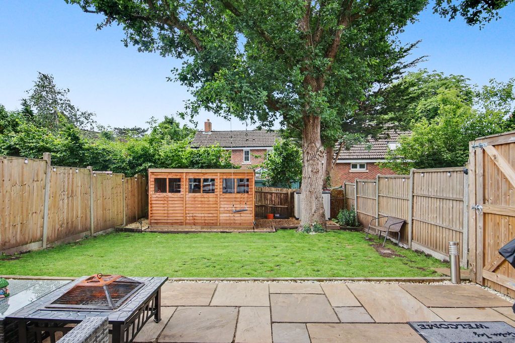 Property photo 2 of 13