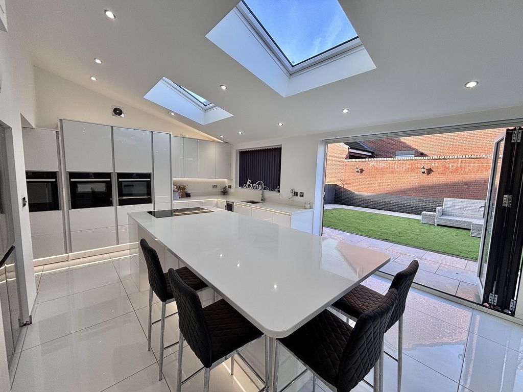 Property photo 3 of 14 Not Specified