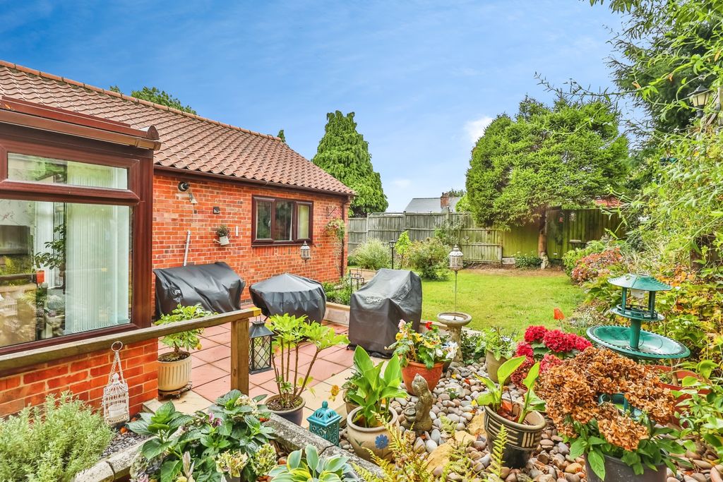 Property photo 3 of 15