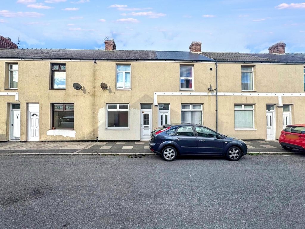 Property photo 1 of 2